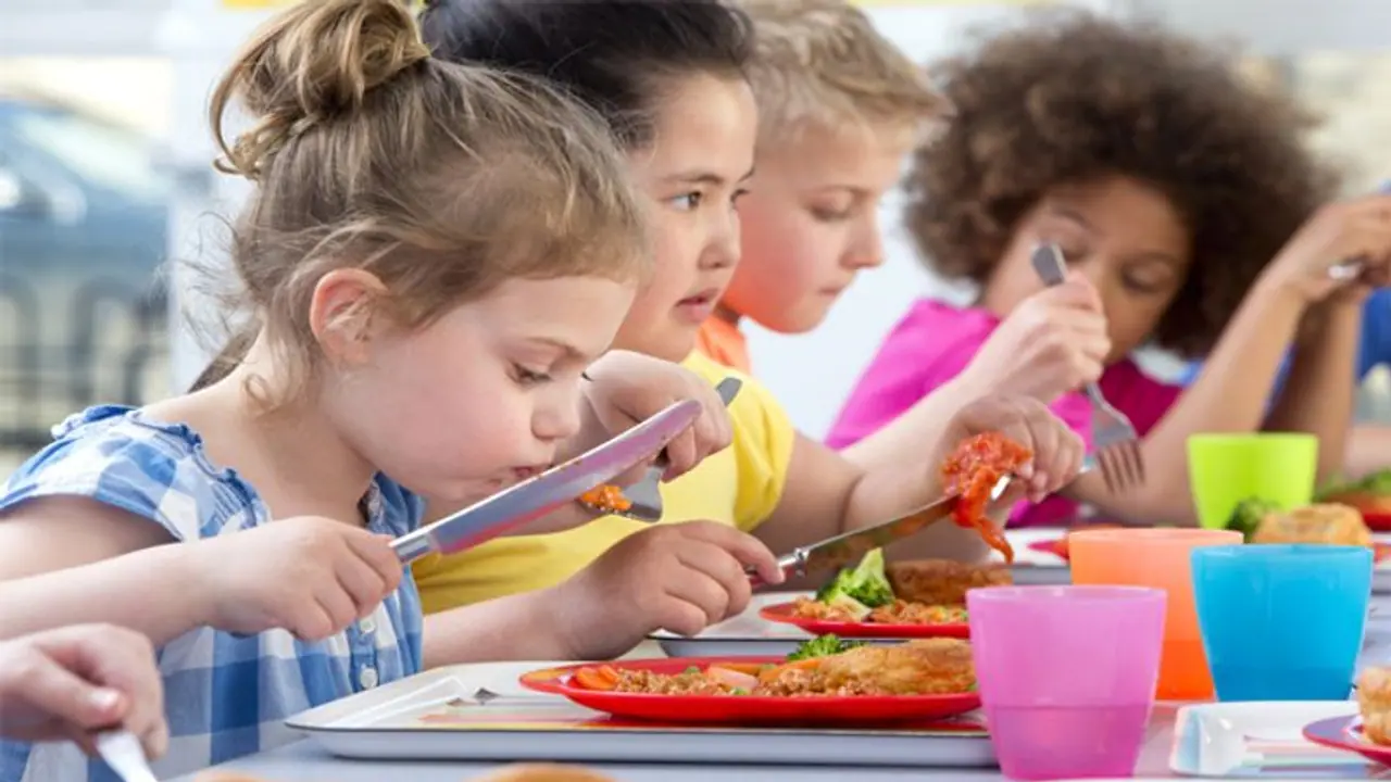 Lunch Recipes For Kids: बच्चों के खाने के लिए बनाएं ये 5 चीजें, टेस्टी के साथ सिर्फ 10 मिनट में हो जाएगी तैयार Lunch Recipes For Kids: बच्चों के खाने के लिए बनाएं ये 5 चीजें, टेस्टी के साथ सिर्फ 10 मिनट में हो जाएगी तैयार