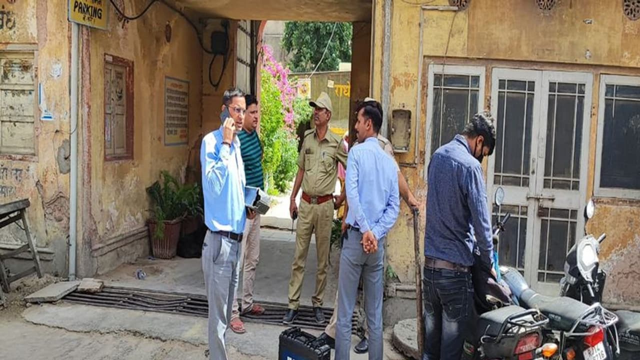 जयपुर में गोविंद देव जी मंदिर के महंत अंजन गोस्वामी की बहू ने किया सुसाइड, पति से चल रहा था अनबन