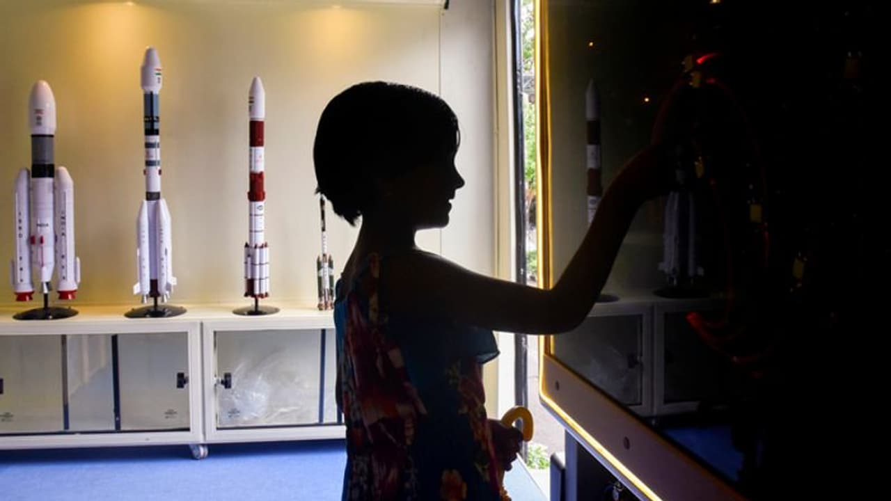 அறிவியல் துறையில் புதிய தேசிய விருதுகள்: மத்திய அரசு அறிவிப்பு! அறிவியல் துறையில் புதிய தேசிய விருதுகள்: மத்திய அரசு அறிவிப்பு!