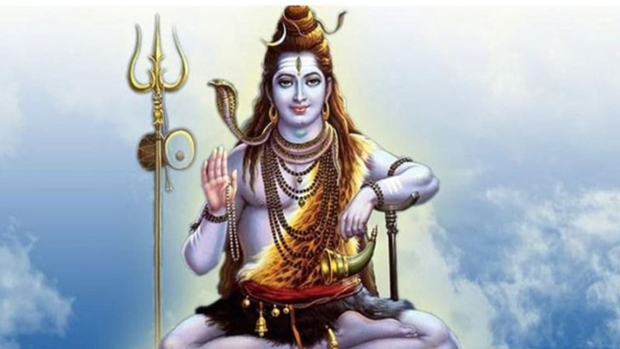 ৪ টি শুভ যোগের সংমিশ্রণ হবে আষাঢ়ে সোম প্রদোষ ব্রতের দিন, মিলবে অটুট সৌভাগ্য ও আর্থিক উন্নতি