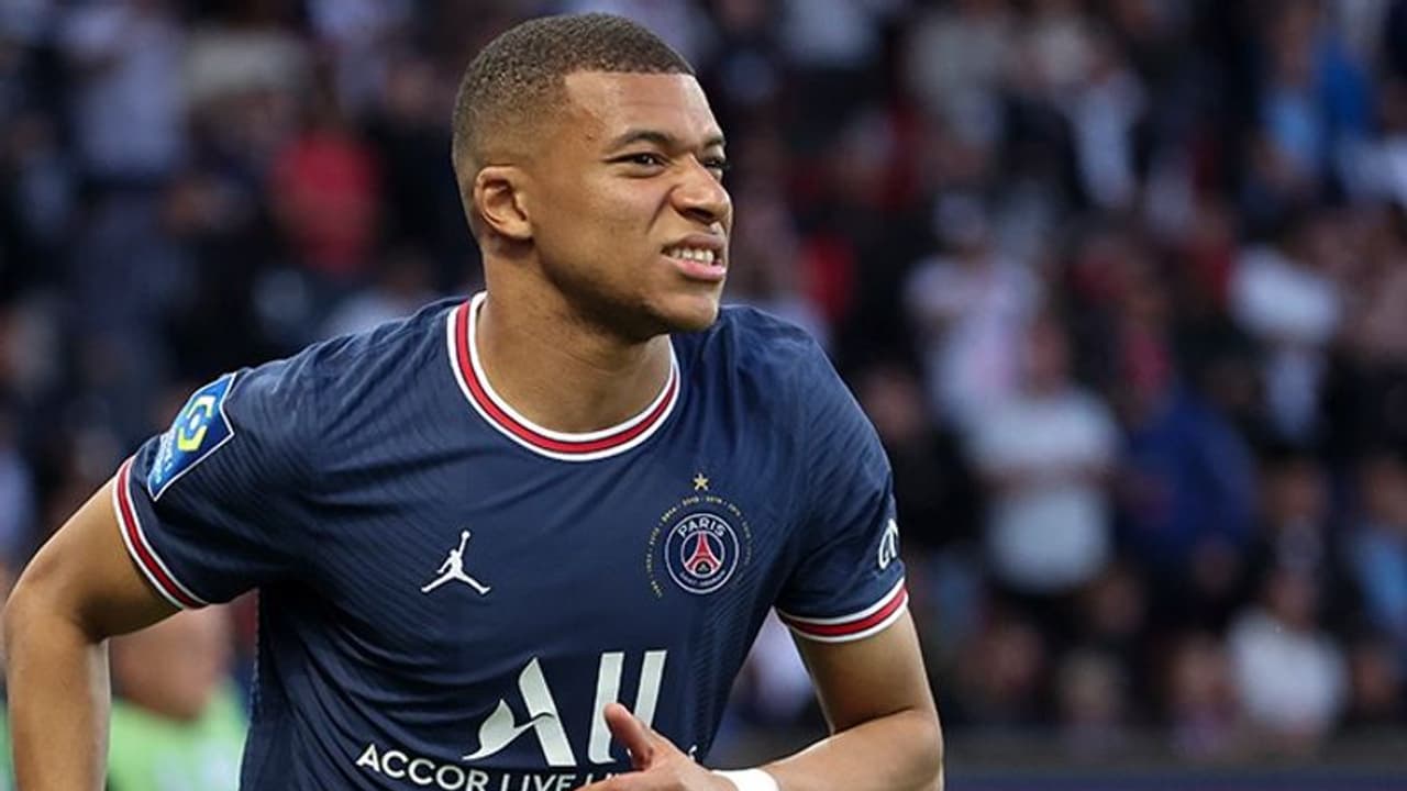 എംബാപ്പെ റയലിലെത്തുമോ, ചര്ച്ചകള് കഴിഞ്ഞു; സുപ്രധാന പ്രഖ്യാപനവുമായി സൂപ്പര് താരത്തിന്റെ അമ്മ എംബാപ്പെ റയലിലെത്തുമോ, ചര്ച്ചകള് കഴിഞ്ഞു; സുപ്രധാന പ്രഖ്യാപനവുമായി സൂപ്പര് താരത്തിന്റെ അമ്മ