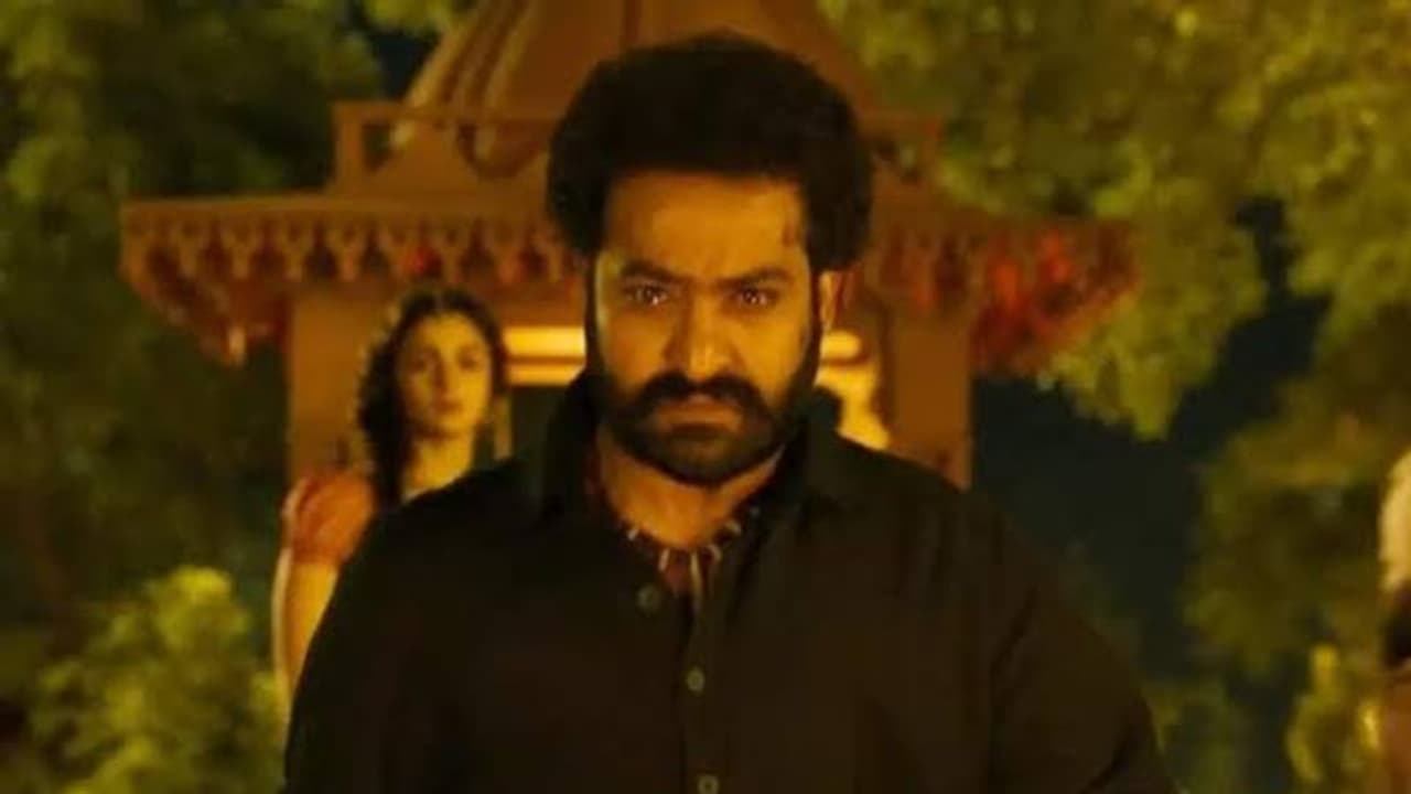 শীঘ্রই ওটিটি তে মুক্তি পাবে RRR, উপভোগ করুন তেলেগু স্বাধীনতা সংগ্রামীর কাহিনি