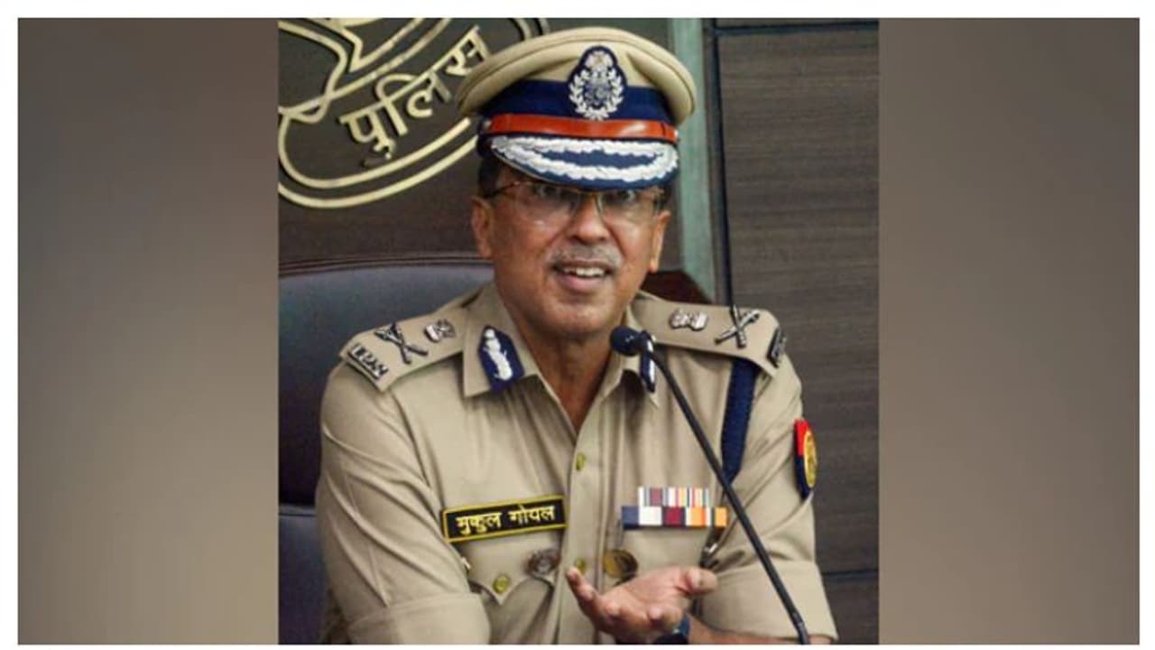 'ജോലിയിൽ താൽപര്യമില്ല'; പൊലീസ് മേധാവിയെ നീക്കി ഉത്തർപ്രദേശ് സർക്കാർ 'ജോലിയിൽ താൽപര്യമില്ല'; പൊലീസ് മേധാവിയെ നീക്കി ഉത്തർപ്രദേശ് സർക്കാർ