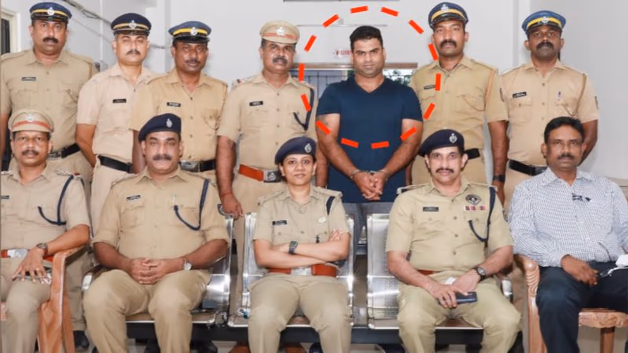 ഗുണ്ടാ നേതാവ് അരുണ് ഗോപന് കോട്ടയത്ത് പിടിയിലായി ഗുണ്ടാ നേതാവ് അരുണ് ഗോപന് കോട്ടയത്ത് പിടിയിലായി