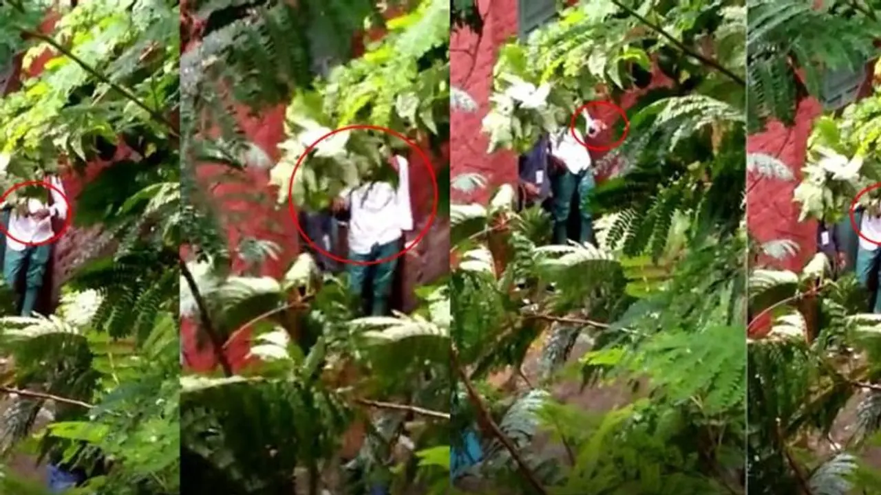 சென்னையில் கல்லூரி உள்ளே கஞ்சா புகைத்த மாணவர்கள்.. போலீசிடம் கையும் களவுமாக சிக்கிய வீடியோ..! சென்னையில் கல்லூரி உள்ளே கஞ்சா புகைத்த மாணவர்கள்.. போலீசிடம் கையும் களவுமாக சிக்கிய வீடியோ..!