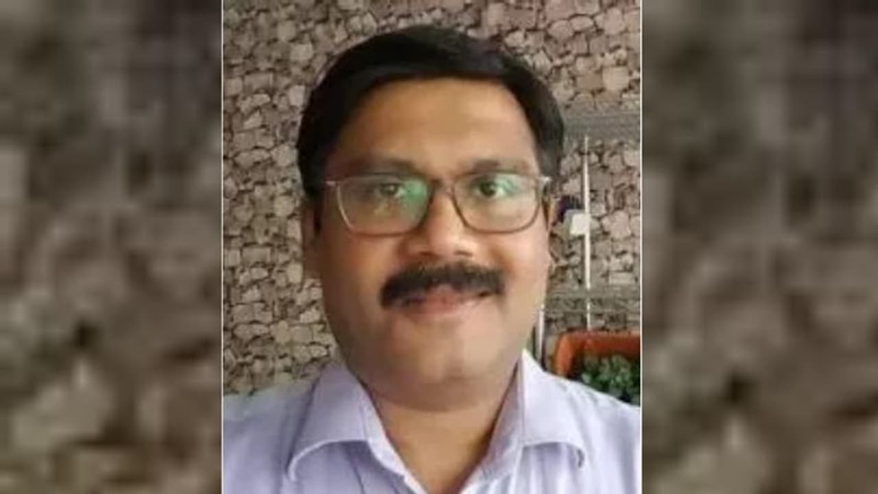 പ്രവാസി മലയാളി ഹൃദയാഘാതം മൂലം മരിച്ചു പ്രവാസി മലയാളി ഹൃദയാഘാതം മൂലം മരിച്ചു