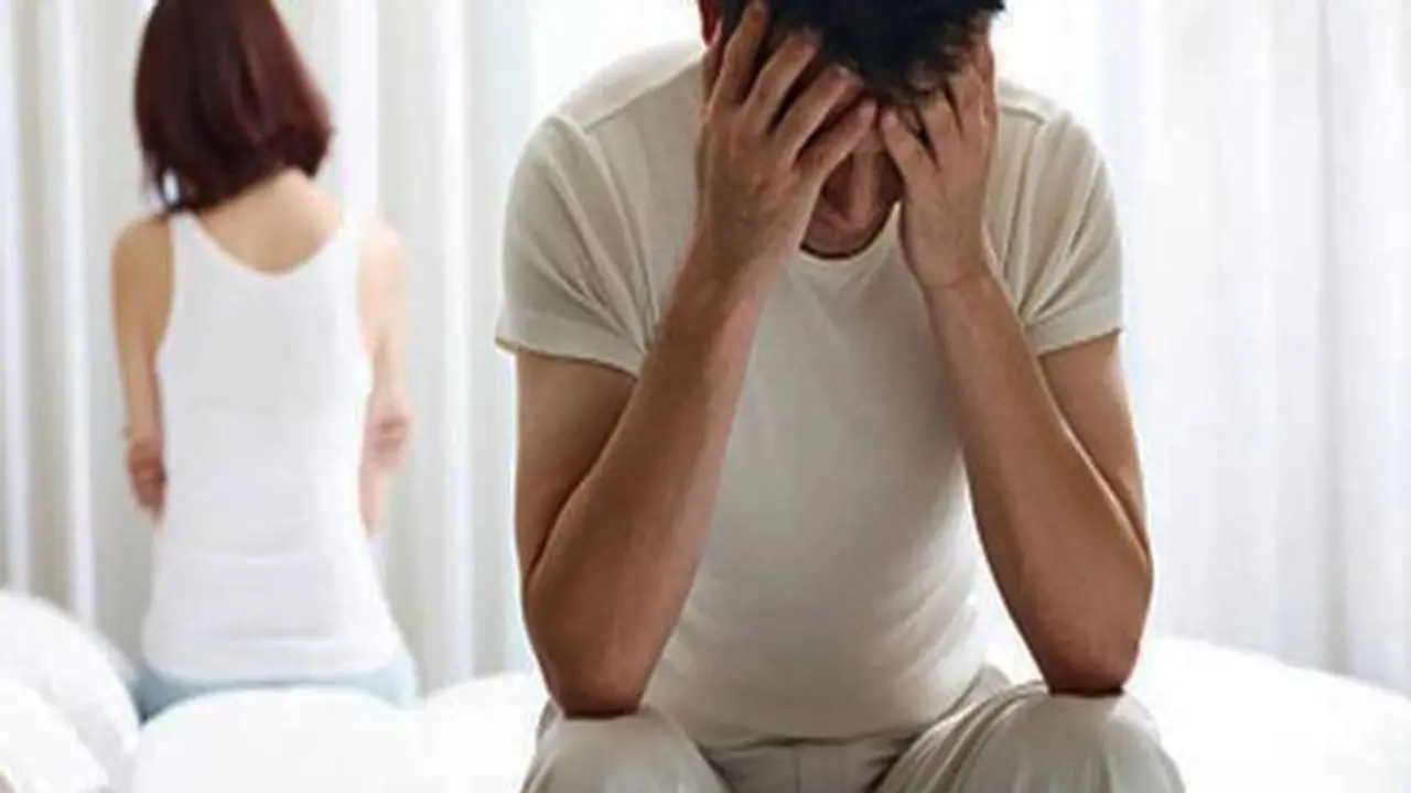 इन 4 कारणों से पुरुषों में बढ़ रहा है नपुंसकता , तुरंत बदले अपना लाइफस्टाइल इन 4 कारणों से पुरुषों में बढ़ रहा है नपुंसकता , तुरंत बदले अपना लाइफस्टाइल