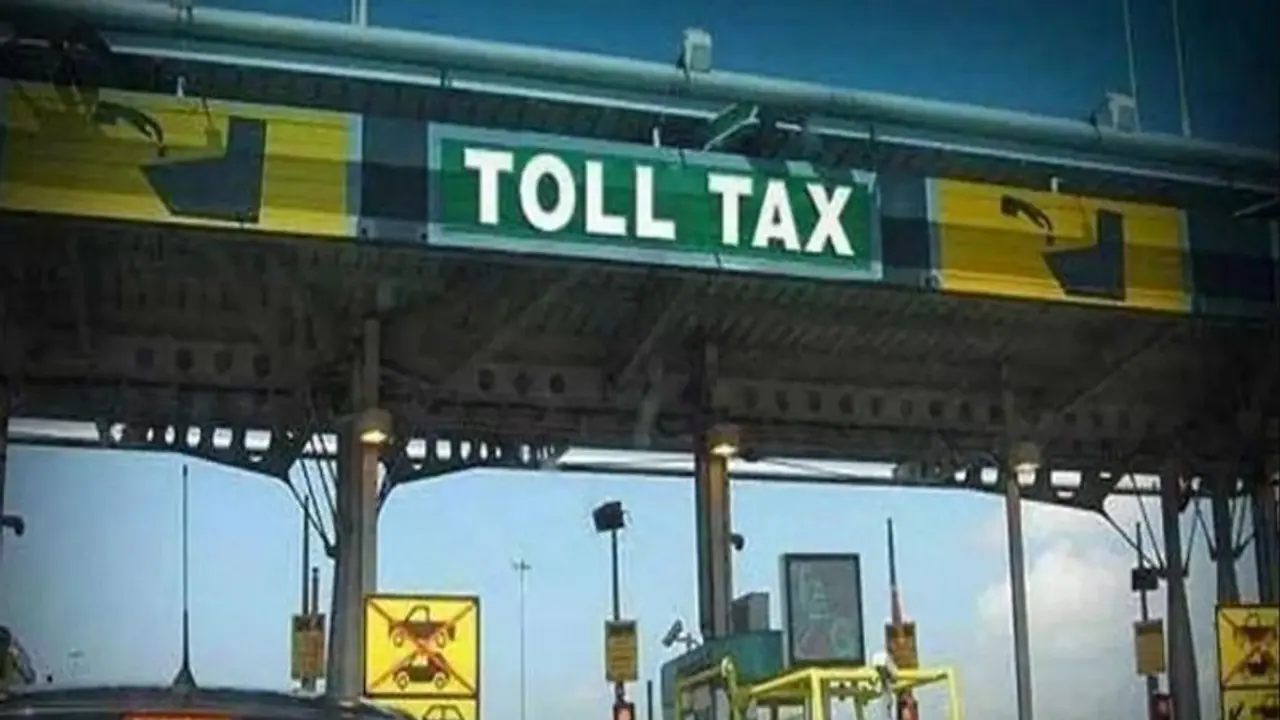 ಫಾಸ್ಟ್‌ಟ್ಯಾಗ್‌ನಲ್ಲಿ 10 ರೂಪಾಯಿ ಹೆಚ್ಚಿನ ಹಣ ಕಟ್‌, ಹೆದ್ದಾರಿ ಪ್ರಾಧಿಕಾರವನ್ನೇ ಕೋರ್ಟ್‌ಗೆ ಎಳೆದ ಬೆಂಗಳೂರಿಗ!