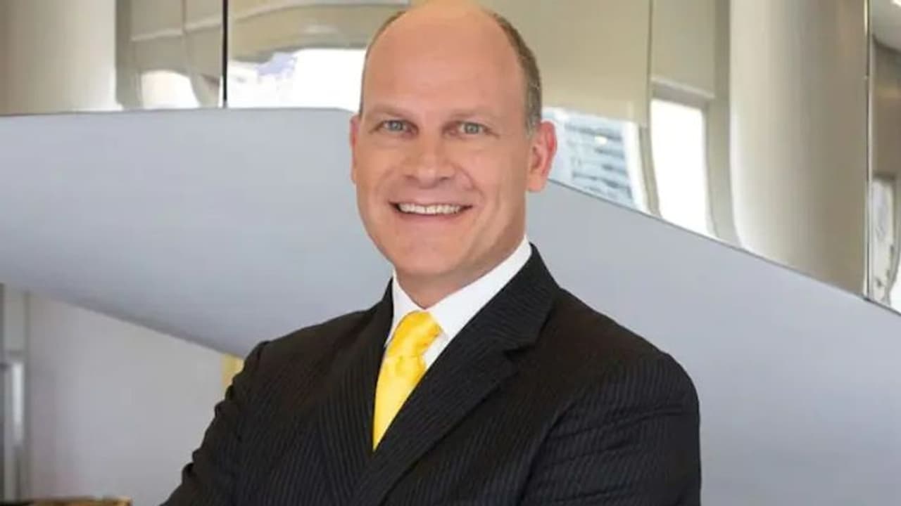 എയർ ഇന്ത്യ സിഇഒ: കാംപ്ബെൽ വിൽസണിന് കേന്ദ്ര ആഭ്യന്തര മന്ത്രാലയത്തിന്റെ ക്ലിയറൻസ്