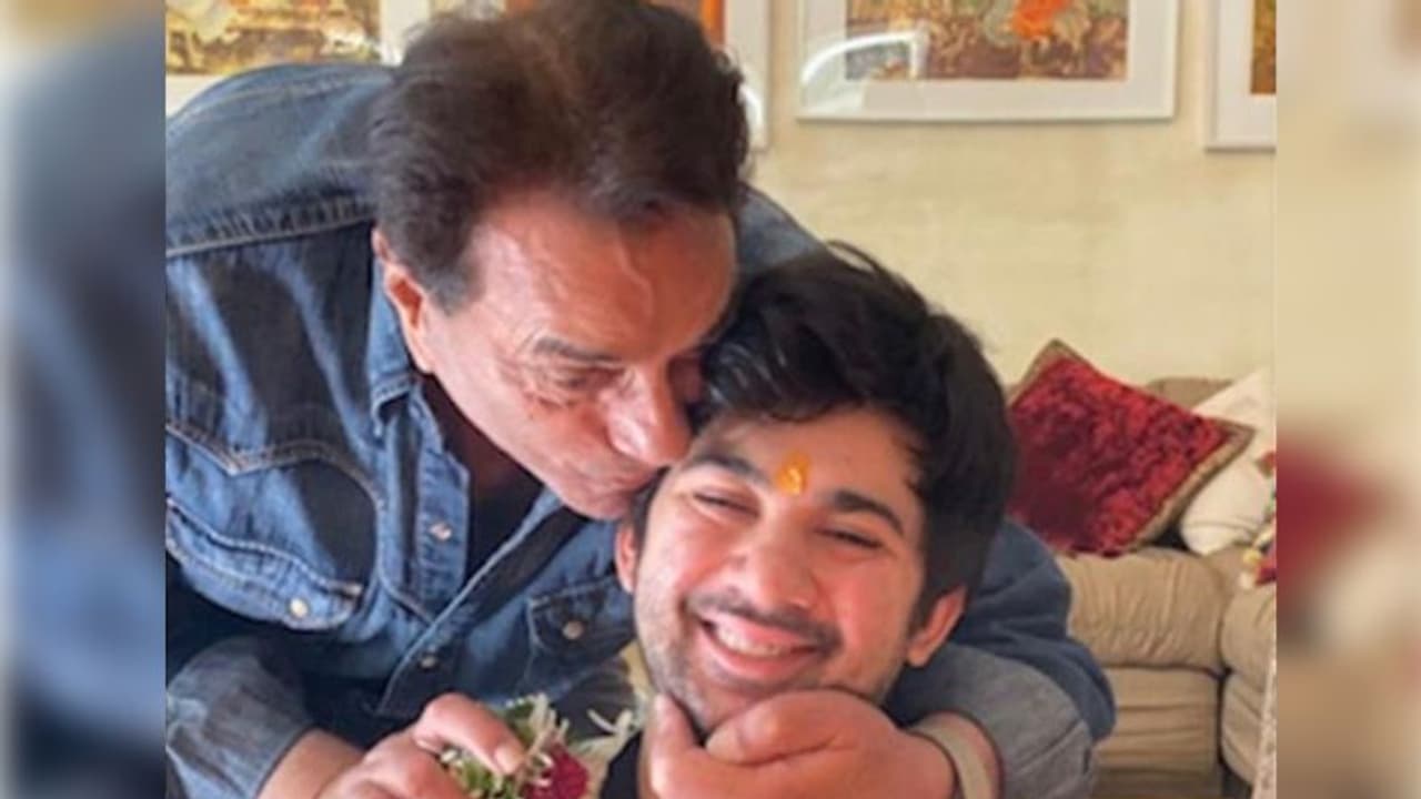 क्या सनी देओल के बड़े बेटे ने गुपचुप तरीके से कर ली सगाई? जानिए करण देओल की टीम ने क्या कहा? क्या सनी देओल के बड़े बेटे ने गुपचुप तरीके से कर ली सगाई? जानिए करण देओल की टीम ने क्या कहा?