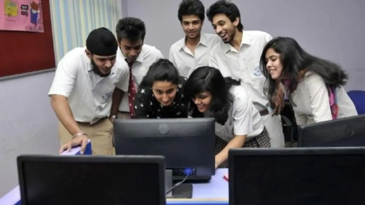 CGBSE Result 2022: आज जारी होगा छत्तीसगढ़ 10वीं 12वीं बोर्ड रिजल्ट, इस बार टॉपर को सरकार देगी खास तोहफा CGBSE Result 2022: आज जारी होगा छत्तीसगढ़ 10वीं 12वीं बोर्ड रिजल्ट, इस बार टॉपर को सरकार देगी खास तोहफा