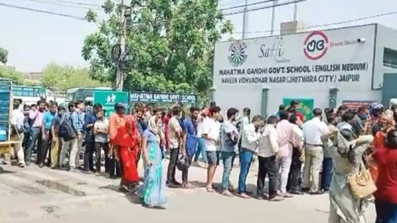 ऐसा क्या है राजस्थान के इन सरकारी स्कूलों में, जहां एडमिशन होना चमत्कार: मंत्री सांसद का सोर्स भी नहीं चल रहा ऐसा क्या है राजस्थान के इन सरकारी स्कूलों में, जहां एडमिशन होना चमत्कार: मंत्री सांसद का सोर्स भी नहीं चल रहा