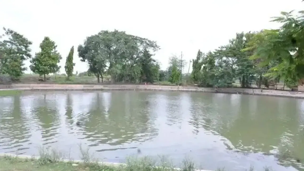 काशी में 75 अमृत सरोवरों का मोदी और योगी सरकार करेगी विकास, पढ़िए खास रिपोर्ट