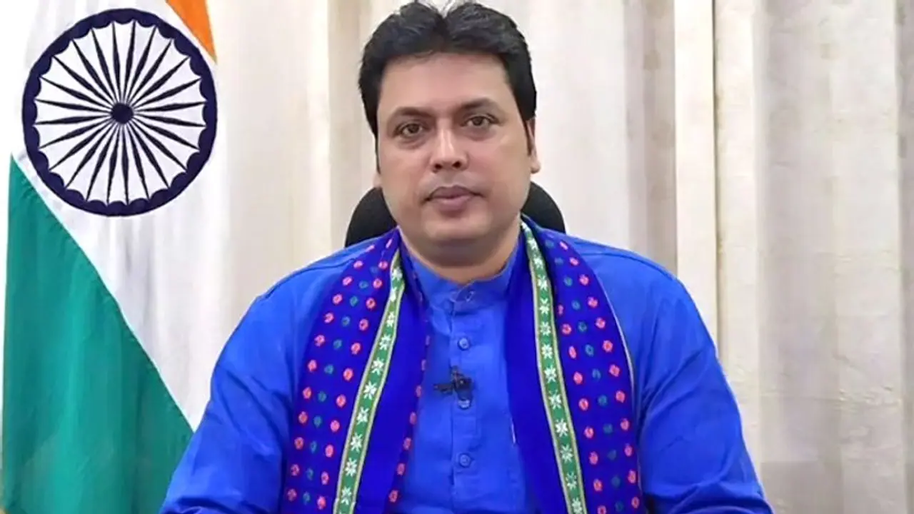 ಚಂಡೀಘಡ ತೆರಳುತ್ತಿದ್ದ ತ್ರಿಪುರ ಮಾಜಿ ಸಿಎಂ ಬಿಪ್ಲಬ್ ದೇಬ್ ಕಾರು ಅಪಘಾತ! ಚಂಡೀಘಡ ತೆರಳುತ್ತಿದ್ದ ತ್ರಿಪುರ ಮಾಜಿ ಸಿಎಂ ಬಿಪ್ಲಬ್ ದೇಬ್ ಕಾರು ಅಪಘಾತ!