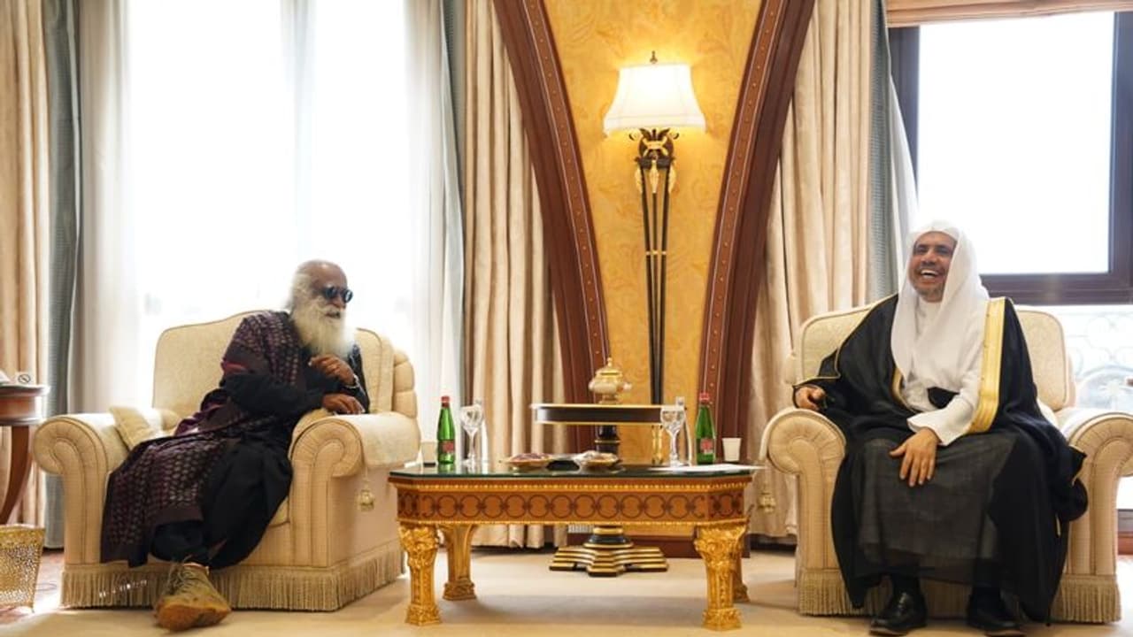 सऊदी अरब में सद्गुरुः मुस्लिम वर्ल्ड लीग ने Save Soil को समर्थन देने का किया वादा सऊदी अरब में सद्गुरुः मुस्लिम वर्ल्ड लीग ने Save Soil को समर्थन देने का किया वादा