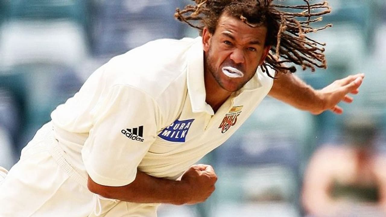 Breaking:ஆஸ்திரேலிய கிரிக்கெட் வீரர் ஆண்ட்ரூ சைமண்ட்ஸ் கார் விபத்தில் உயிரிழந்தார் Breaking:ஆஸ்திரேலிய கிரிக்கெட் வீரர் ஆண்ட்ரூ சைமண்ட்ஸ் கார் விபத்தில் உயிரிழந்தார்