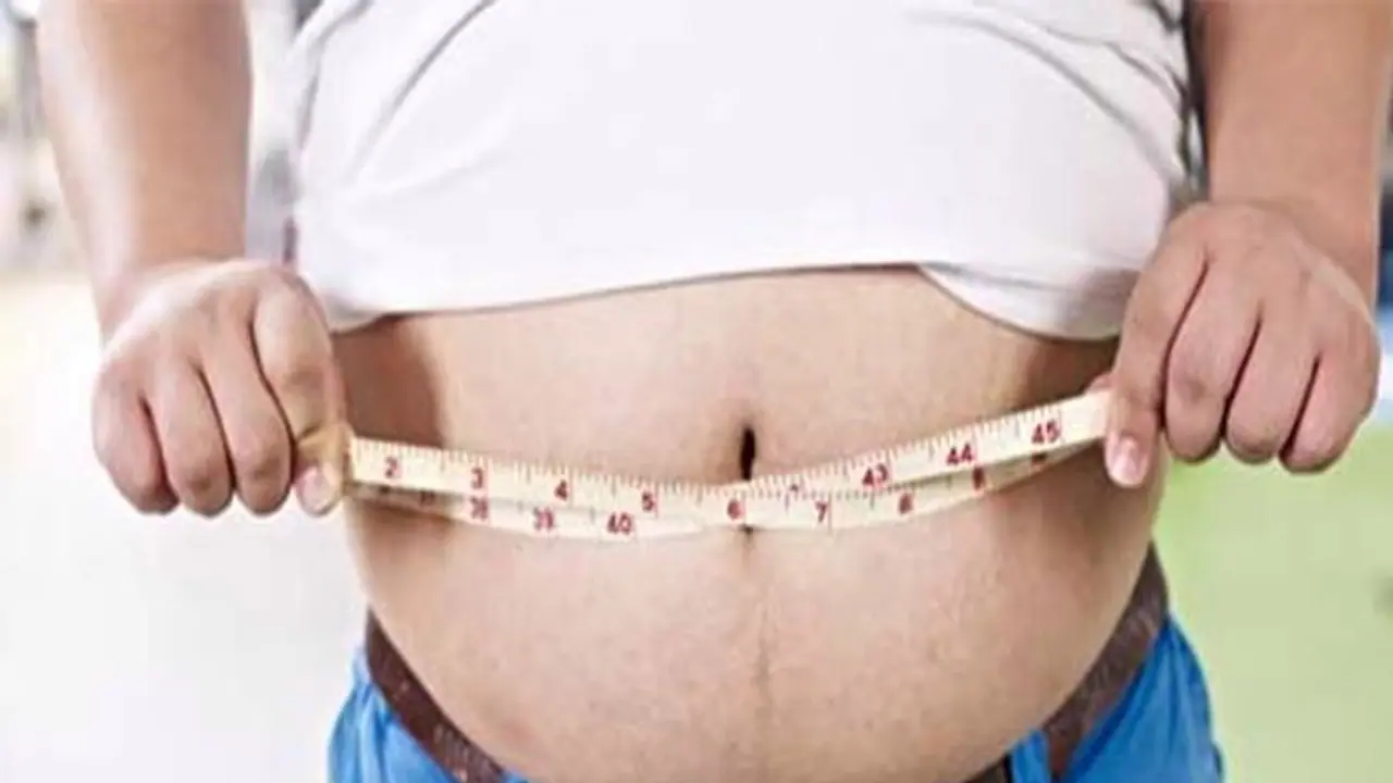 कमर का साइज 4 इंच बढ़ गया है तो हो जाएं सावधान! हो सकती है ये जानलेवा बीमारी कमर का साइज 4 इंच बढ़ गया है तो हो जाएं सावधान! हो सकती है ये जानलेवा बीमारी