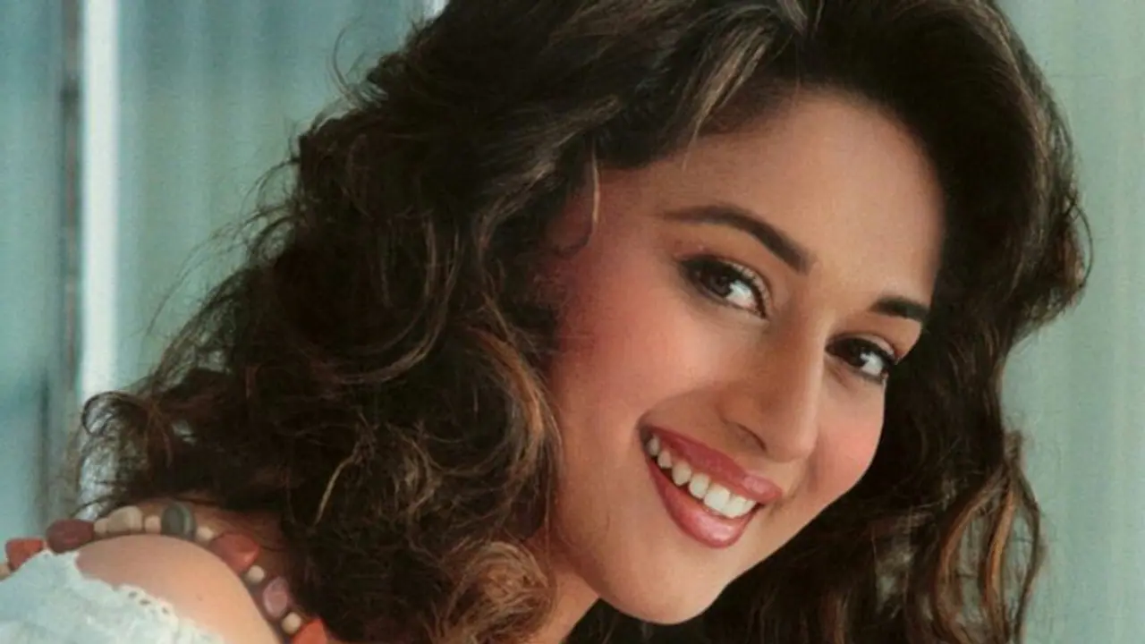 Happy Birthday Madhuri Dixit; ಡಾನ್ಸಿಂಗ್ ಕ್ವೀನ್ ಮಾಧುರಿಯ ಒಟ್ಟು ಆಸ್ತಿ ಮೌಲ್ಯ ಎಷ್ಟು? 