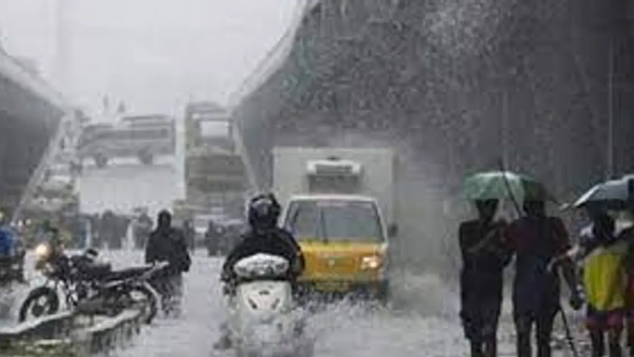 Monsoon Rain ಕರಾವಳಿ ಸೇರಿ ರಾಜ್ಯದ ಹಲವೆಡೆ ಭಾರಿ ಮಳೆ, ಕೆಲ ಜಿಲ್ಲೆಗಳಲ್ಲಿ ರೆಡ್ ಅಲರ್ಟ್!
