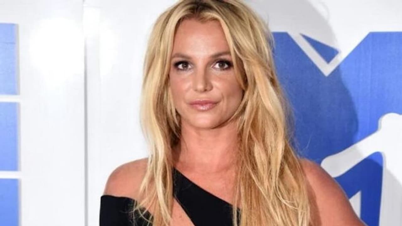 সন্তান হারা ব্রিটনি, সোশ্যাল মিডিয়ায় জানালেন দুঃখের কথা, মিসক্যারেজ হল গায়িকার সন্তান হারা ব্রিটনি, সোশ্যাল মিডিয়ায় জানালেন দুঃখের কথা, মিসক্যারেজ হল গায়িকার