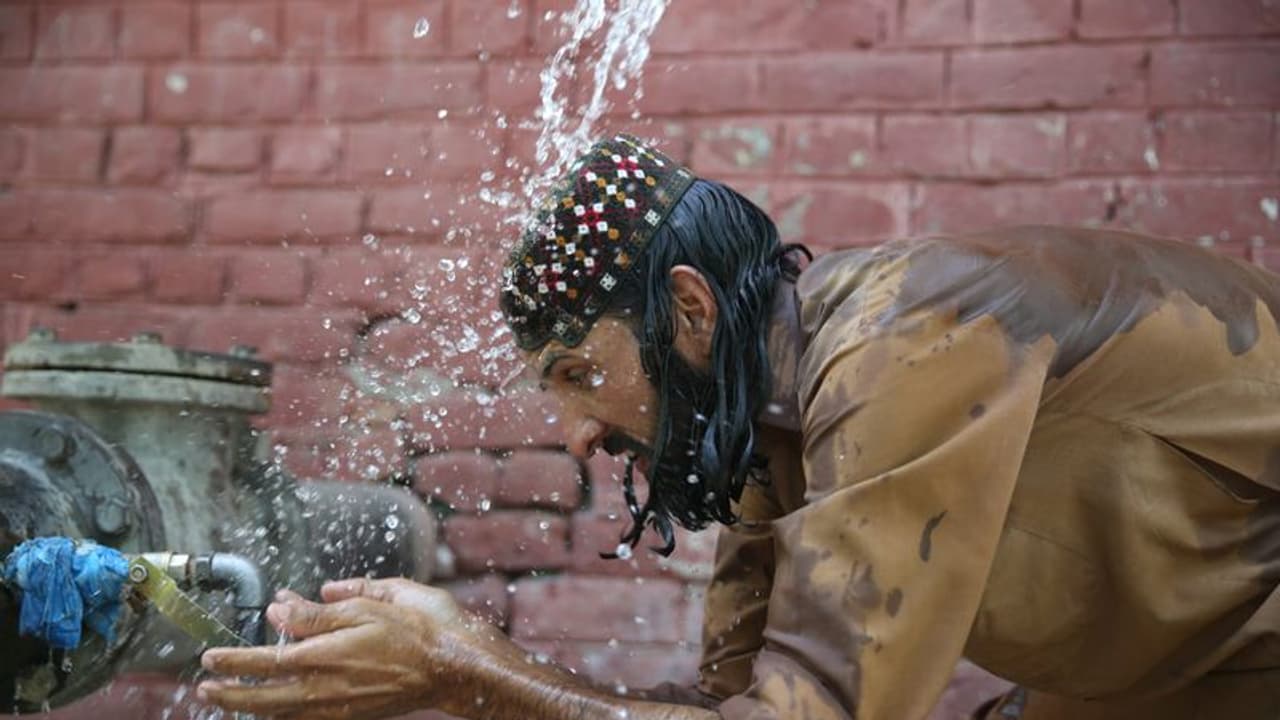 झुलस रहा है पाकिस्तानः जाकोबाबाद में 51 डिग्री तक पहुंच गया पारा