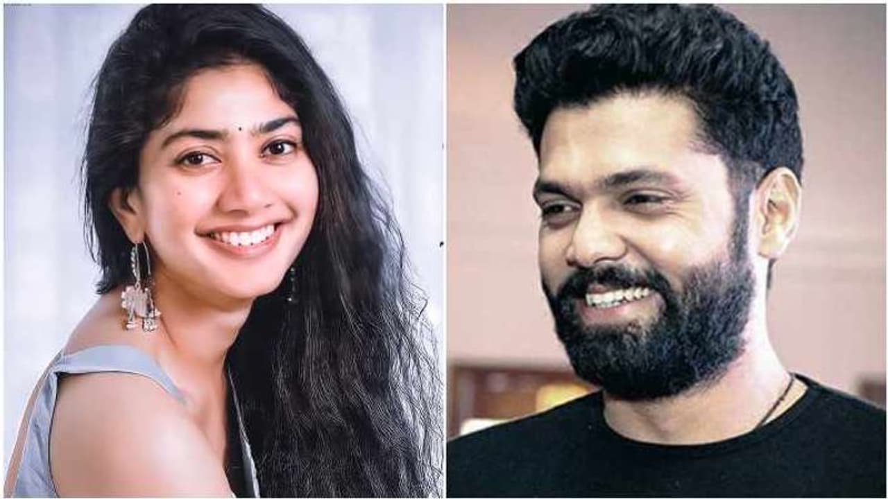 ಕನ್ನಡ ಮಾತನಾಡಿದ ಬೆನ್ನಲ್ಲೇ ರಕ್ಷಿತ್ ಶೆಟ್ಟಿಗೆ ಸಾಥ್ ನೀಡಿದ ನಟಿ ಸಾಯಿ ಪಲ್ಲವಿ ಕನ್ನಡ ಮಾತನಾಡಿದ ಬೆನ್ನಲ್ಲೇ ರಕ್ಷಿತ್ ಶೆಟ್ಟಿಗೆ ಸಾಥ್ ನೀಡಿದ ನಟಿ ಸಾಯಿ ಪಲ್ಲವಿ