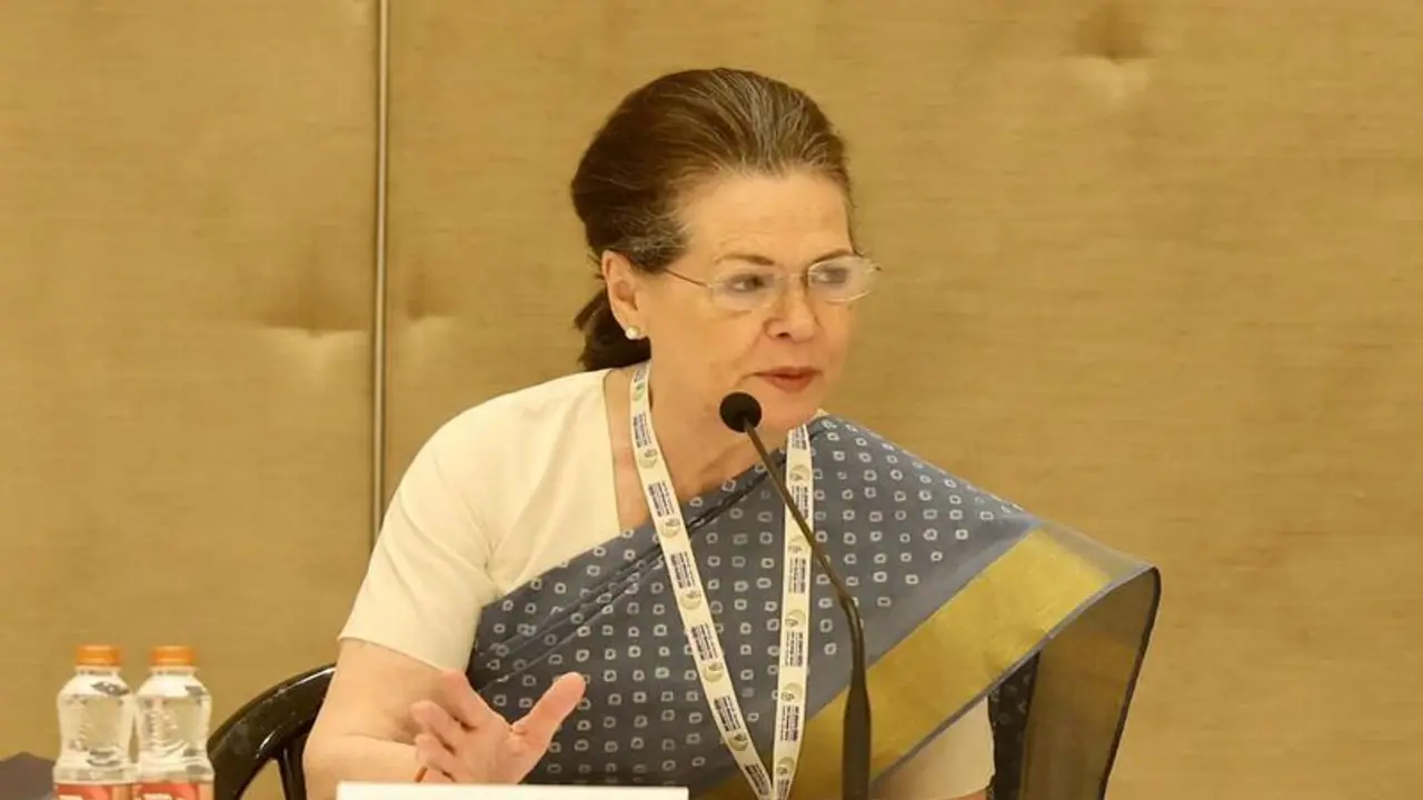 Opposition rallies behind Sonia Gandhi; says leaders being deliberately targeted Opposition rallies behind Sonia Gandhi; says leaders being deliberately targeted