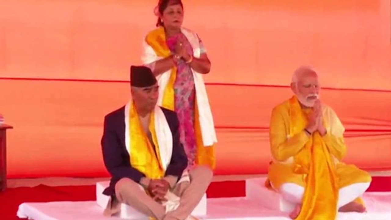 ಲುಂಬಿನಿಯ ಮಹಾಮಾಯ ಮಂದಿರದಲ್ಲಿ ಪೂಜೆ ಮಾಡಿದ ಮೋದಿ, 2014ರ ಬಳಿಕ 5ನೇ ನೇಪಾಳ ಪ್ರವಾಸ!