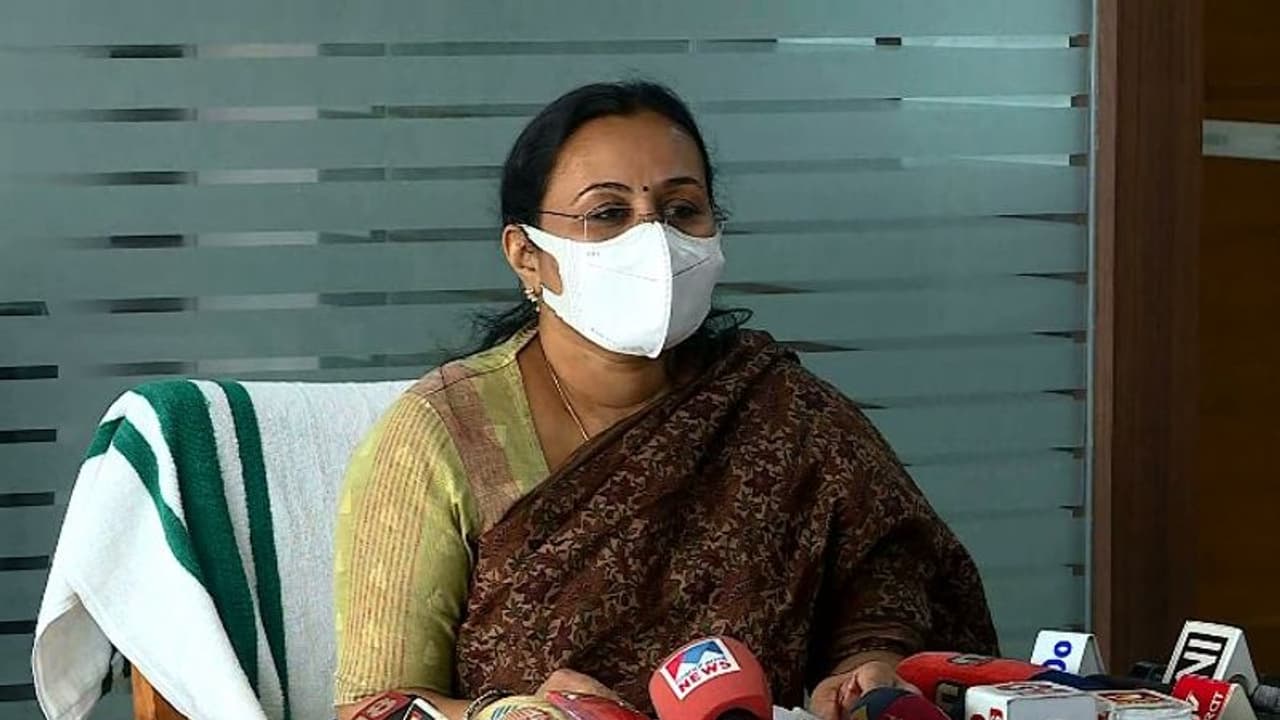 'സുരക്ഷിത ഭക്ഷണം നാടിന്‍റെ അവകാശം', പ്രധാന നഗരങ്ങളില്‍ ക്ലീന്‍ സ്ട്രീറ്റ് ഫുഡ് ഹബ്ബ്: മന്ത്രി വീണാ ജോര്‍ജ്