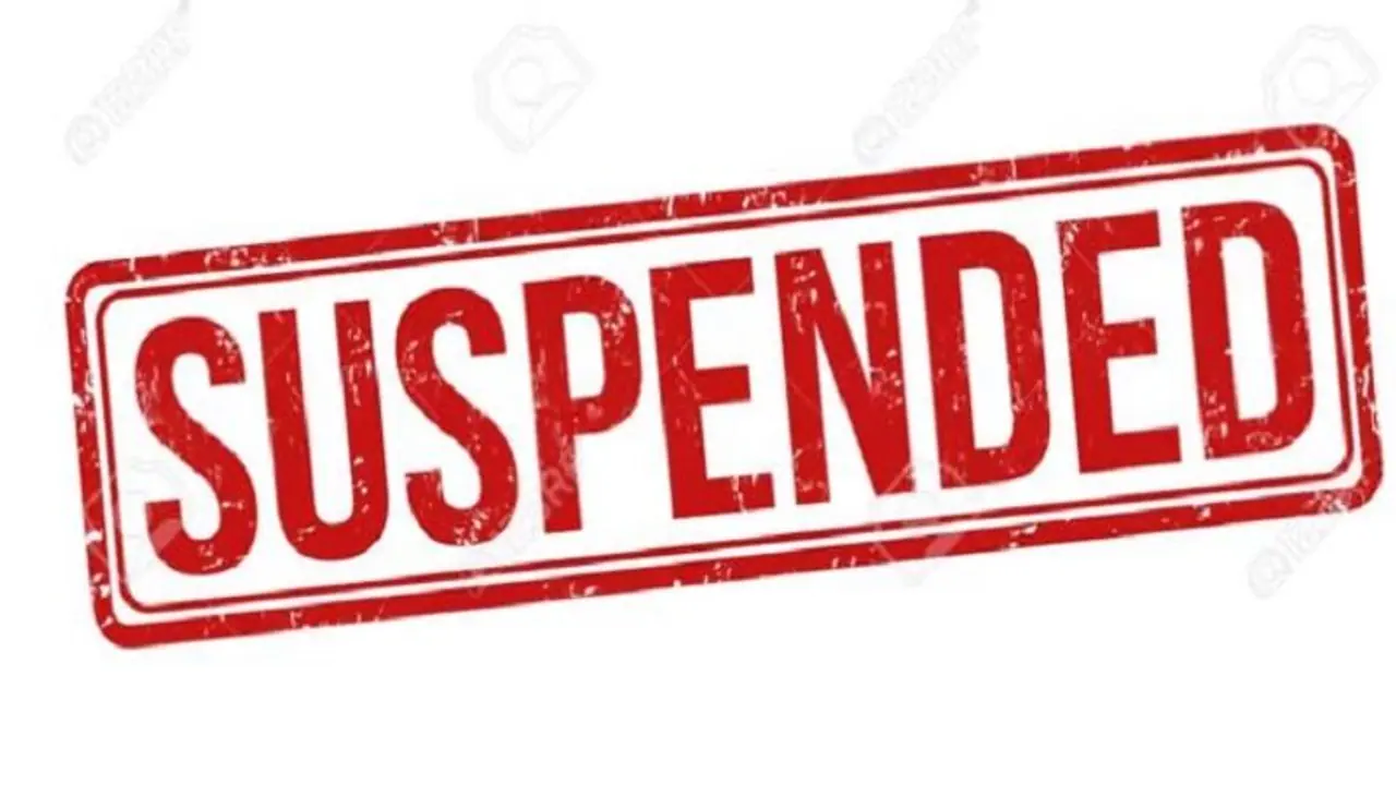 ജോലിയിൽ വീഴ്ച, പൊതുമരാമത്തിലെ 2 ഉദ്യോഗസ്ഥ‍ര്‍ക്ക് സസ്പെൻഷൻ, നടപടി റിയാസിന്റെ പരിശോധനക്ക് പിന്നാലെ