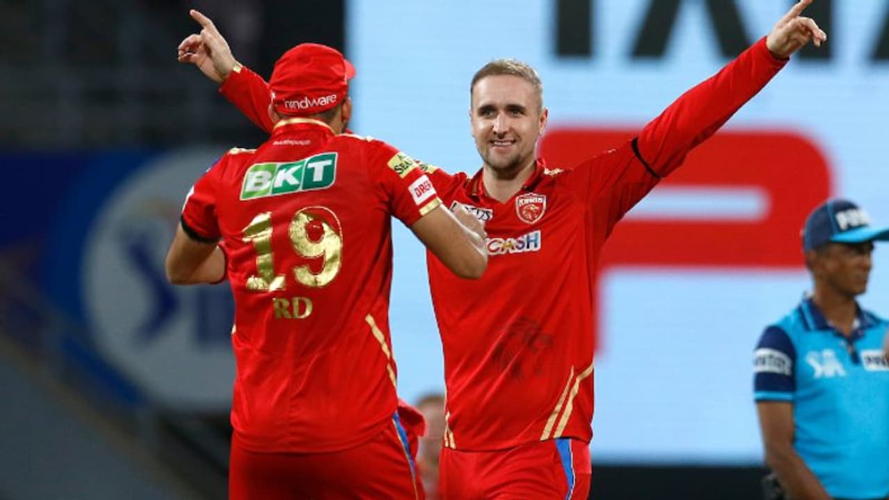 IPL 2022 : തിളങ്ങിയത് മാര്ഷ് മാത്രം, ഹിറ്റര്മാരെ ലിവിംഗ്സ്റ്റണ് നീക്കി; ഡല്ഹിയെ എറിഞ്ഞൊതുക്കി പഞ്ചാബ് IPL 2022 : തിളങ്ങിയത് മാര്ഷ് മാത്രം, ഹിറ്റര്മാരെ ലിവിംഗ്സ്റ്റണ് നീക്കി; ഡല്ഹിയെ എറിഞ്ഞൊതുക്കി പഞ്ചാബ്