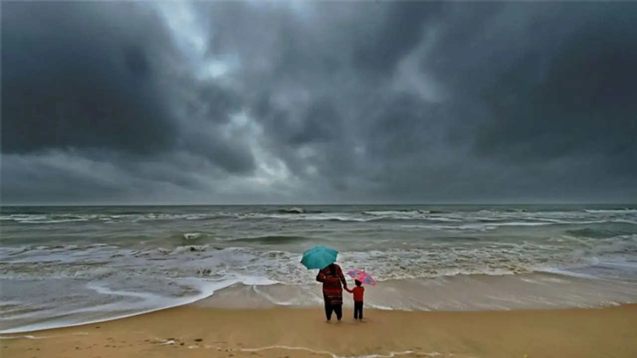 Welcome Monsoon:अंडमान सागर और आसपास फैला मानसून, 20 मई तक मुंबई में आ सकता है प्री मानसून Welcome Monsoon:अंडमान सागर और आसपास फैला मानसून, 20 मई तक मुंबई में आ सकता है प्री मानसून