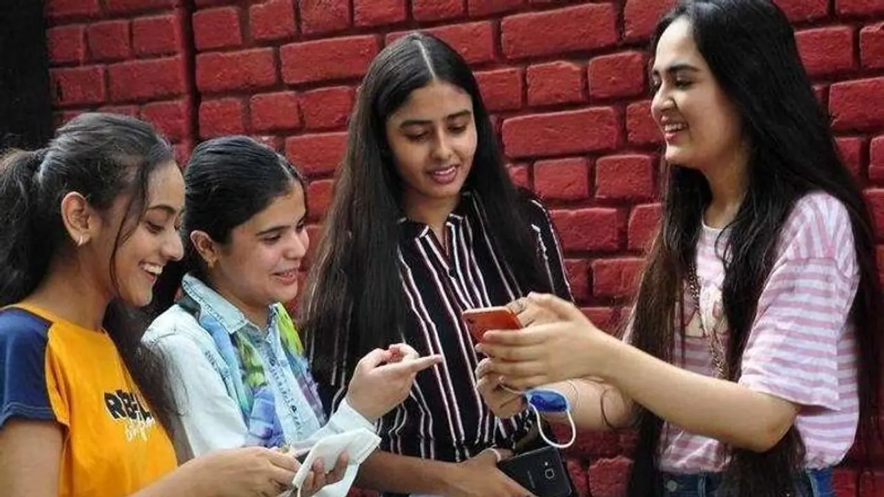 Gujarat Board 10th Results 2022: गुजरात में 10वीं छात्रों के लिए खुशखबरी: जारी होने वाला है रिजल्ट, जानिए कब Gujarat Board 10th Results 2022: गुजरात में 10वीं छात्रों के लिए खुशखबरी: जारी होने वाला है रिजल्ट, जानिए कब