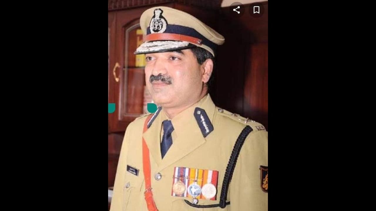 బెంగళూర్ సిటీ పోలీస్ కమిషనర్ గా గుంటూరు వాసి సీహెచ్ ప్రతాప్రెడ్డి నియామకం.. బెంగళూర్ సిటీ పోలీస్ కమిషనర్ గా గుంటూరు వాసి సీహెచ్ ప్రతాప్రెడ్డి నియామకం..