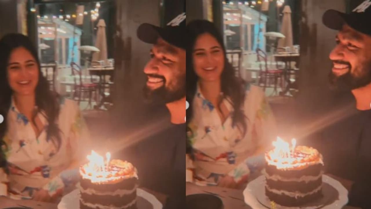 Vicky Kaushal : ജന്മദിന ആഘോഷങ്ങളുടെ ഫോട്ടോയും വീഡിയോയും പങ്കുവെച്ച് വിക്കി കൗശല് Vicky Kaushal : ജന്മദിന ആഘോഷങ്ങളുടെ ഫോട്ടോയും വീഡിയോയും പങ്കുവെച്ച് വിക്കി കൗശല്