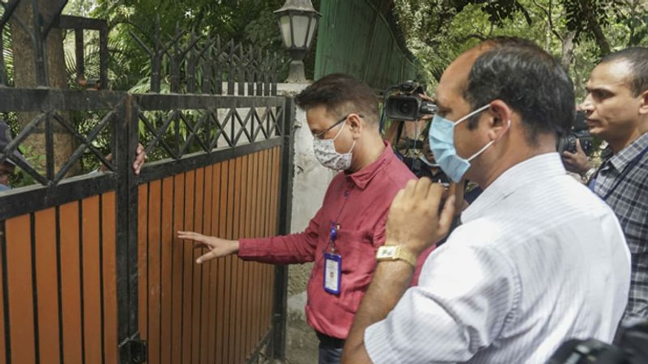 चीनी नागरिकों को वीजा दिलाने में फंसे पूर्व मंत्री चिदंबरम के बेटे कार्ति, CBI ने डाली 9 जगहों पर रेड चीनी नागरिकों को वीजा दिलाने में फंसे पूर्व मंत्री चिदंबरम के बेटे कार्ति, CBI ने डाली 9 जगहों पर रेड