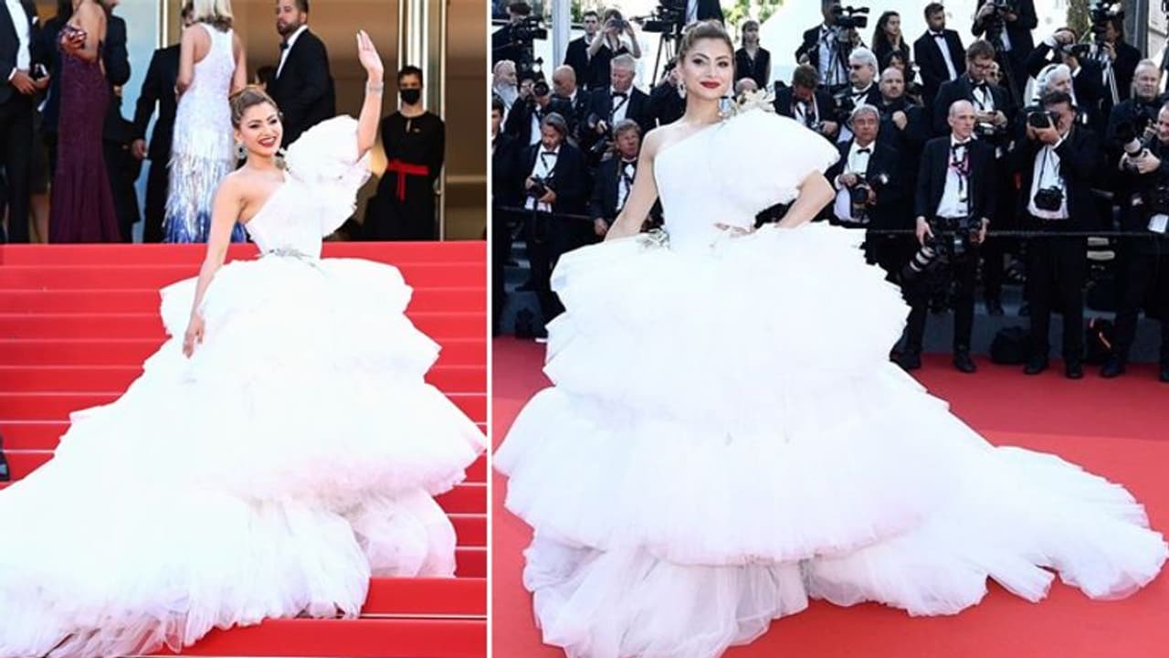 Cannes के रेड कार्पेट पर व्हाइट वन शोल्डर गाउन में उर्वशी रौतेला ने लूटी महफ़िल, वायरल हो रहीं PHOTOS