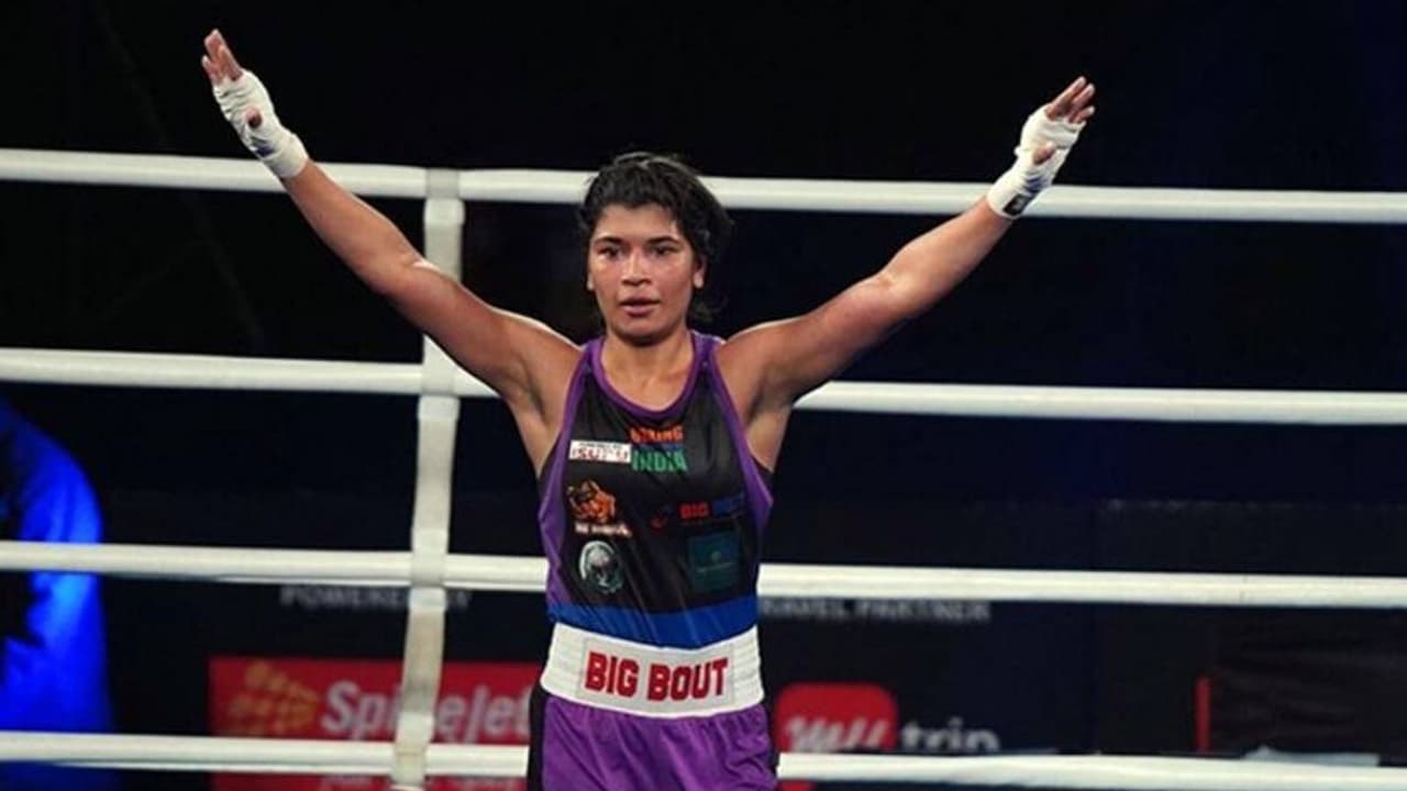 Nikhat Zareen: ‘అమ్మా.. నువ్వు నా పెళ్లి గురించి మరిచిపో.. నాకోసం పెళ్లి కొడుకులు మన ఇంటి ముందు క్యూ కడతారు’ Nikhat Zareen: ‘అమ్మా.. నువ్వు నా పెళ్లి గురించి మరిచిపో.. నాకోసం పెళ్లి కొడుకులు మన ఇంటి ముందు క్యూ కడతారు’