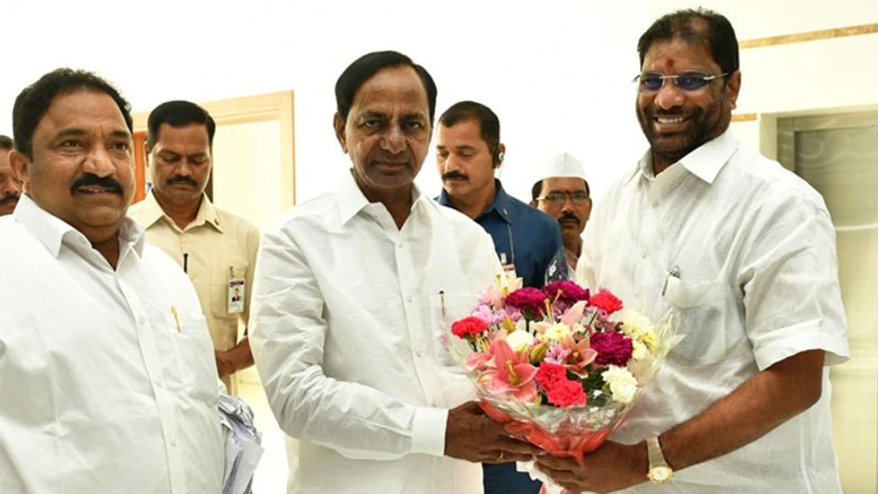 బీఆర్ఎస్ రాజ్యసభ అభ్యర్ధిగా వద్దిరాజు రవిచంద్ర .. మరోసారి ఛాన్స్ ఇచ్చిన కేసీఆర్ బీఆర్ఎస్ రాజ్యసభ అభ్యర్ధిగా వద్దిరాజు రవిచంద్ర .. మరోసారి ఛాన్స్ ఇచ్చిన కేసీఆర్