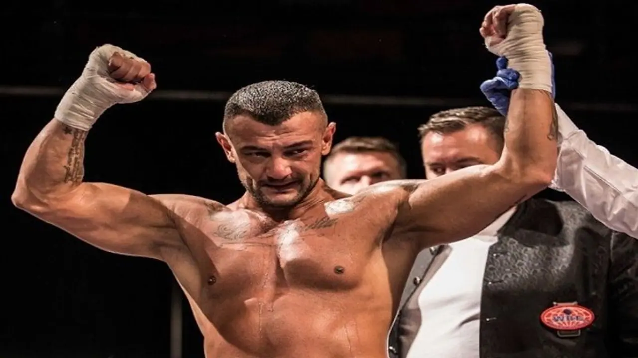 Musa Yamak Death ಬಾಕ್ಸಿಂಗ್ ರಿಂಗ್ನಲ್ಲಿ ಕುಸಿದು ಬಿದ್ದು ಸಾವನ್ನಪ್ಪಿದ ಸೋಲಿಲ್ಲದ ಸರದಾರ ಜರ್ಮನ್ ಬಾಕ್ಸರ್! Musa Yamak Death ಬಾಕ್ಸಿಂಗ್ ರಿಂಗ್ನಲ್ಲಿ ಕುಸಿದು ಬಿದ್ದು ಸಾವನ್ನಪ್ಪಿದ ಸೋಲಿಲ್ಲದ ಸರದಾರ ಜರ್ಮನ್ ಬಾಕ್ಸರ್!