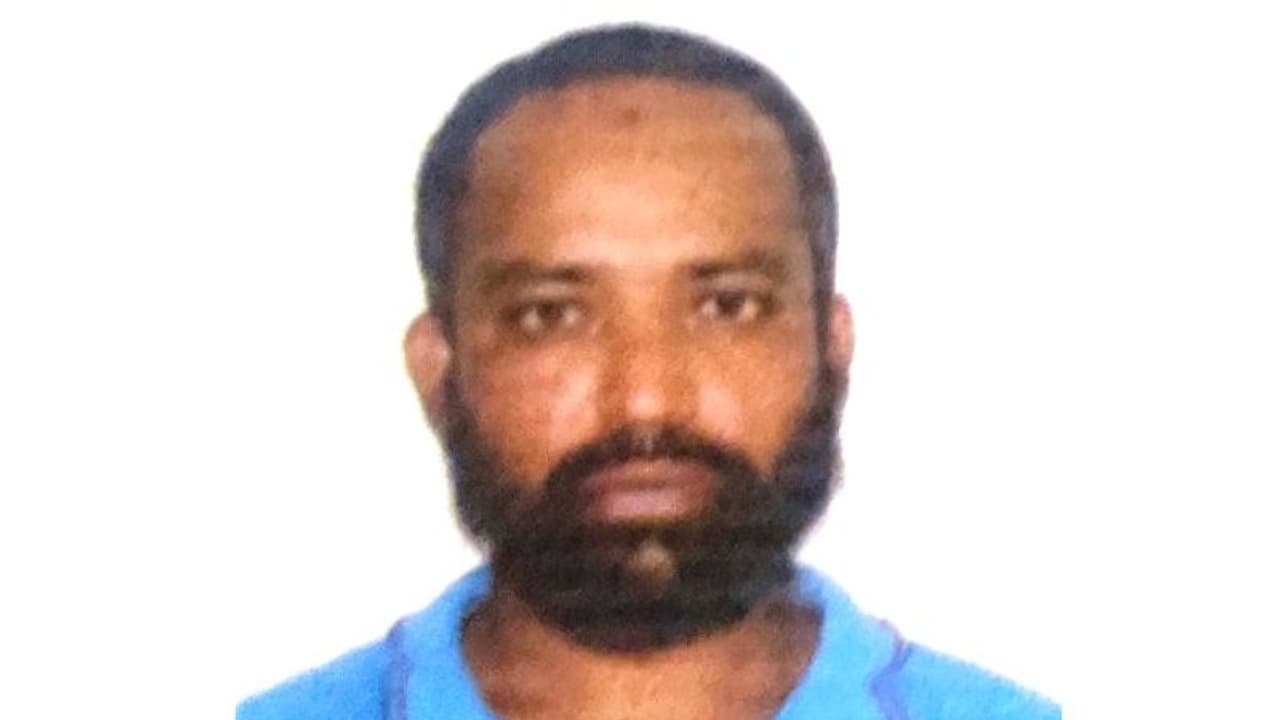 പ്രവാസി മലയാളി ഹൃദയാഘാതം മൂലം താമസസ്ഥലത്ത് മരിച്ചു പ്രവാസി മലയാളി ഹൃദയാഘാതം മൂലം താമസസ്ഥലത്ത് മരിച്ചു