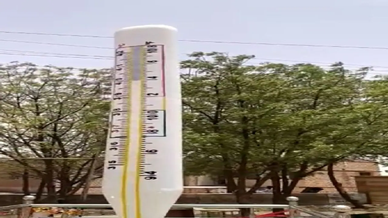 भारत का सबसे बडा थर्मामीटर फलौदी में हुआ स्थापित,   बुखार के प्रति जागरूकता बढ़ाने के लिए किया गया