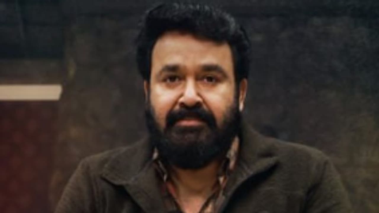 മോഹൻലാലിനെതിരായ ആനക്കൊമ്പ് കേസ്: വിചാരണക്കോടതി വീണ്ടും പരിഗണിക്കണമെന്ന് ഹൈക്കോടതി