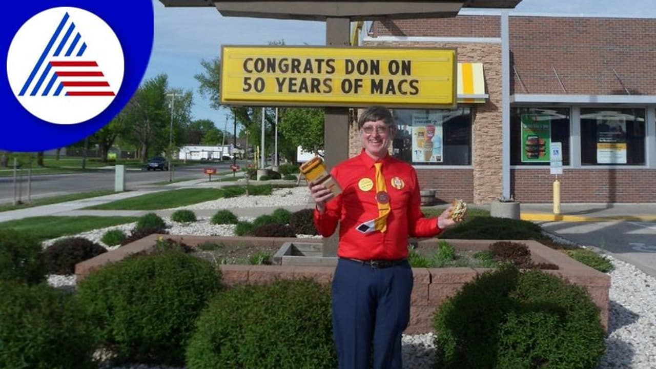 ಜಂಕ್ ಫುಡ್ ಬರ್ಗರ್ ತಿನ್ಬೇಡಿ ಅಂತಾರೆ, ಆದರೆ ಇವನು ಬರ್ಗರ್ ತಿಂದು, ವರ್ಲ್ಡ್ ರೆಕಾರ್ಡ್ ಮಾಡಿದ್ದಾನೆ!