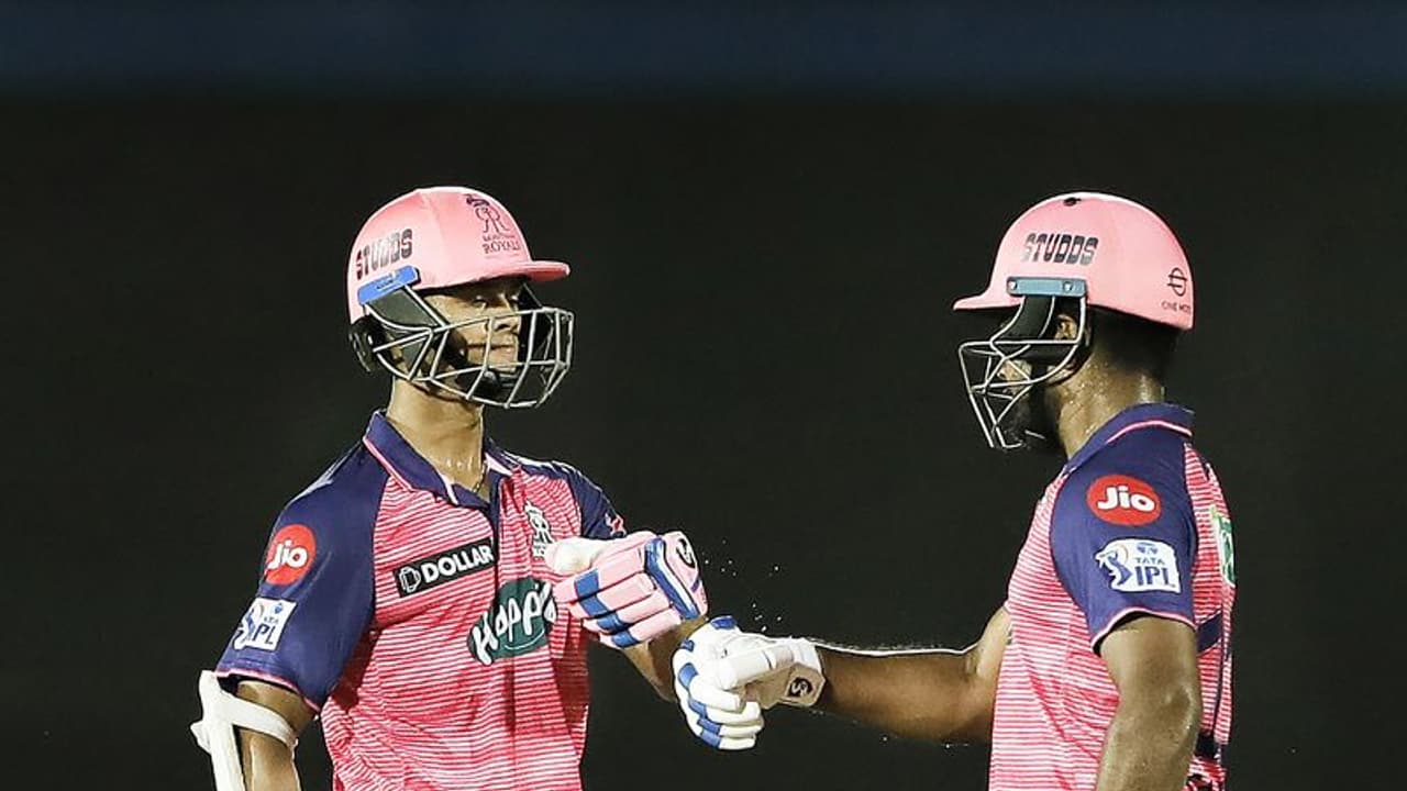 IPL 2022: ഐപിഎല് പ്ലേ ഓഫ്, കളി മുടങ്ങിയാല് വിജയിയെ തീരുമാനിക്കുക ഇങ്ങനെ IPL 2022: ഐപിഎല് പ്ലേ ഓഫ്, കളി മുടങ്ങിയാല് വിജയിയെ തീരുമാനിക്കുക ഇങ്ങനെ