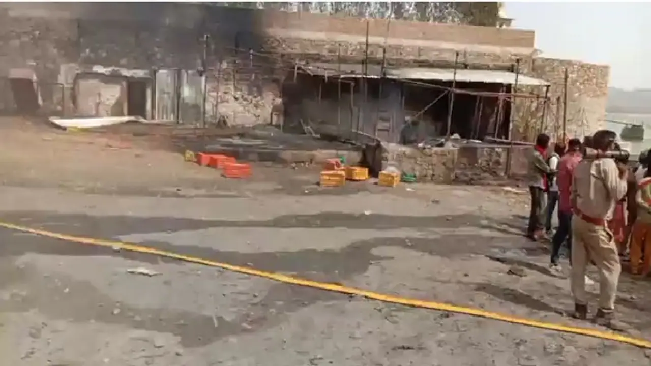 राजस्थान के उदयपुर में बवाल  आदिवासी और मछुआरों के बीच भयंकर मारपीट, पुलिस बल तैनात