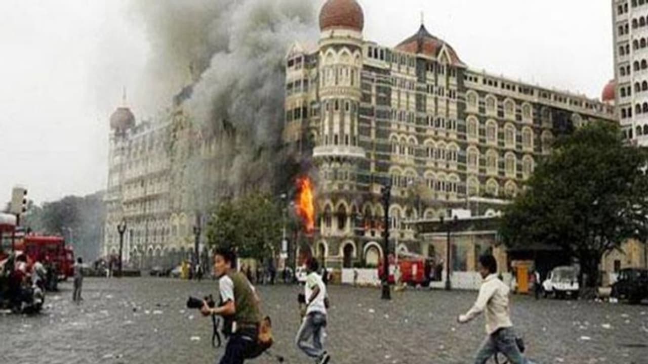 മുംബൈ ഭീകരാക്രമണം നടത്തിയവരോട് ക്ഷമിക്കരുത് അവരെ പിന്തുടര്ന്ന് പിടികൂടണമെന്ന് എന്എസ്ജി ഹീറോ സന്ദീപ് സെന് മുംബൈ ഭീകരാക്രമണം നടത്തിയവരോട് ക്ഷമിക്കരുത് അവരെ പിന്തുടര്ന്ന് പിടികൂടണമെന്ന് എന്എസ്ജി ഹീറോ സന്ദീപ് സെന്