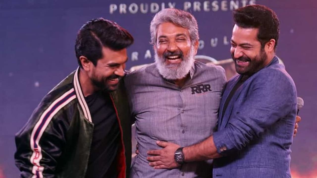 बॉक्स ऑफिस पर 1200 करोड़ की फिल्म देने के बाद, अब यह नई शुरुआत करने जा रही है 'आरआरआर' की टीम बॉक्स ऑफिस पर 1200 करोड़ की फिल्म देने के बाद, अब यह नई शुरुआत करने जा रही है 'आरआरआर' की टीम