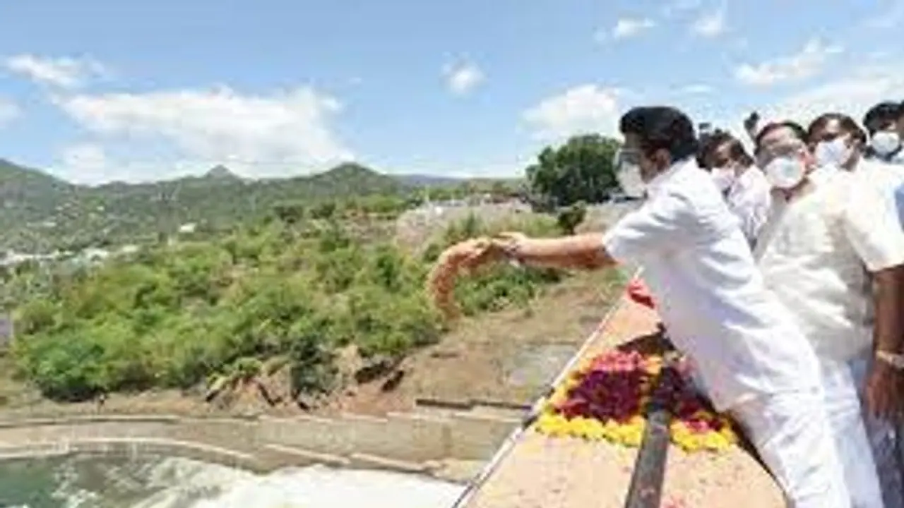 வரலாற்றில் முதல்முறையாக!! மே மாதத்தில் மேட்டூர் அணையிலிருந்து தண்ணீர் திறப்பு.. முதலமைச்சர் உத்தரவு