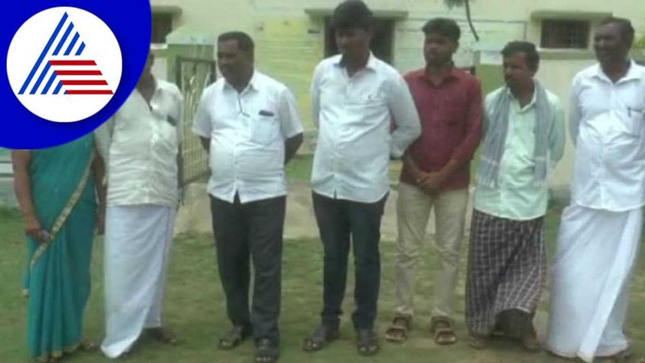 Chamarajanagar: ಬಿಜೆಪಿ ಬೆಂಬಲಿತ ಅಭ್ಯರ್ಥಿ ಗೆದ್ದಿದ್ದಕ್ಕೆ ಕಾಂಗ್ರೆಸ್ ಸದಸ್ಯರ ರಾಜೀನಾಮೆ!